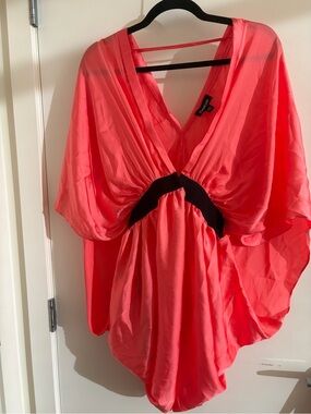Bebe Coral Kimono Sleeve Tunic Top Cover-up